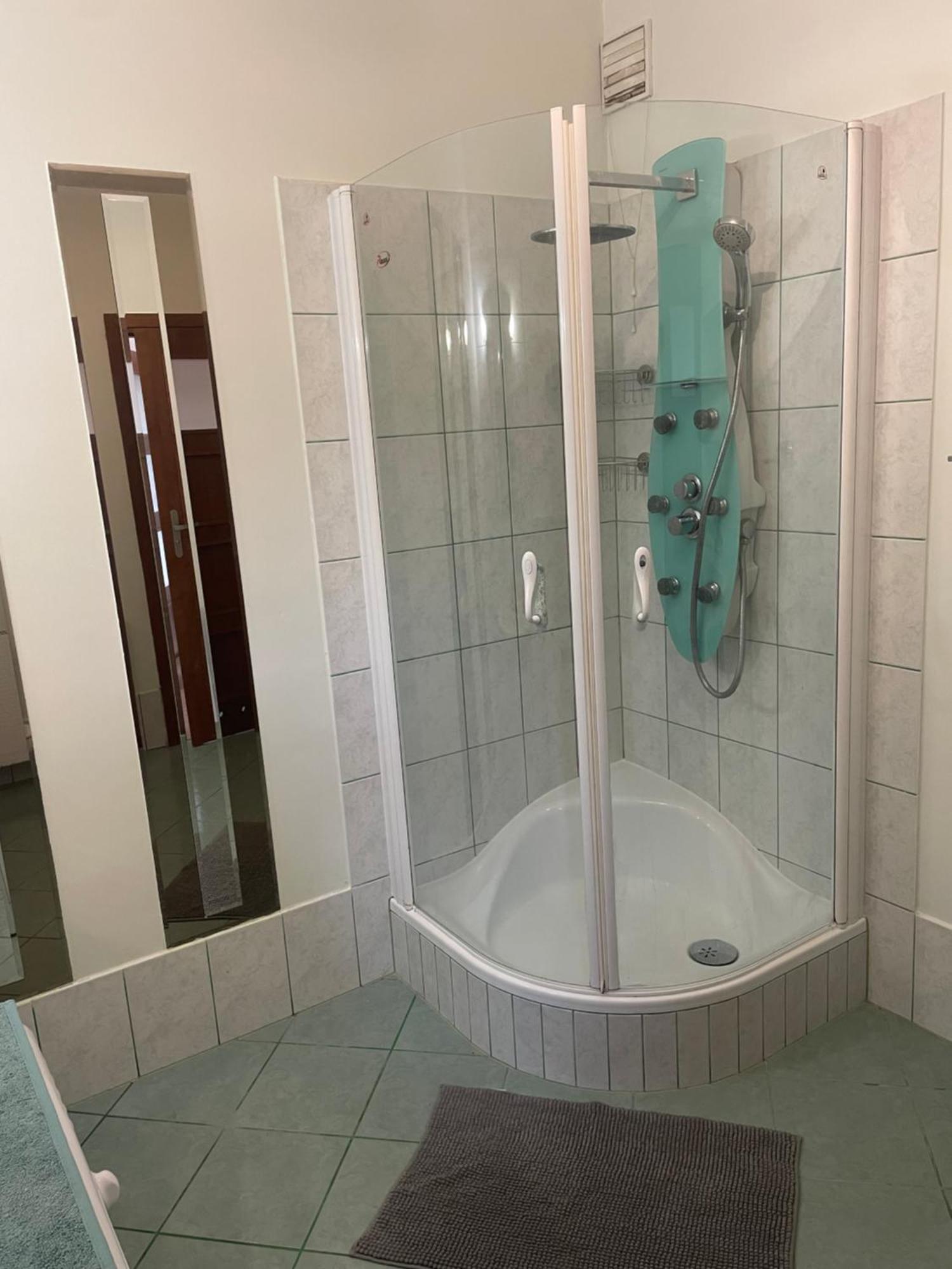 Airport Apartament