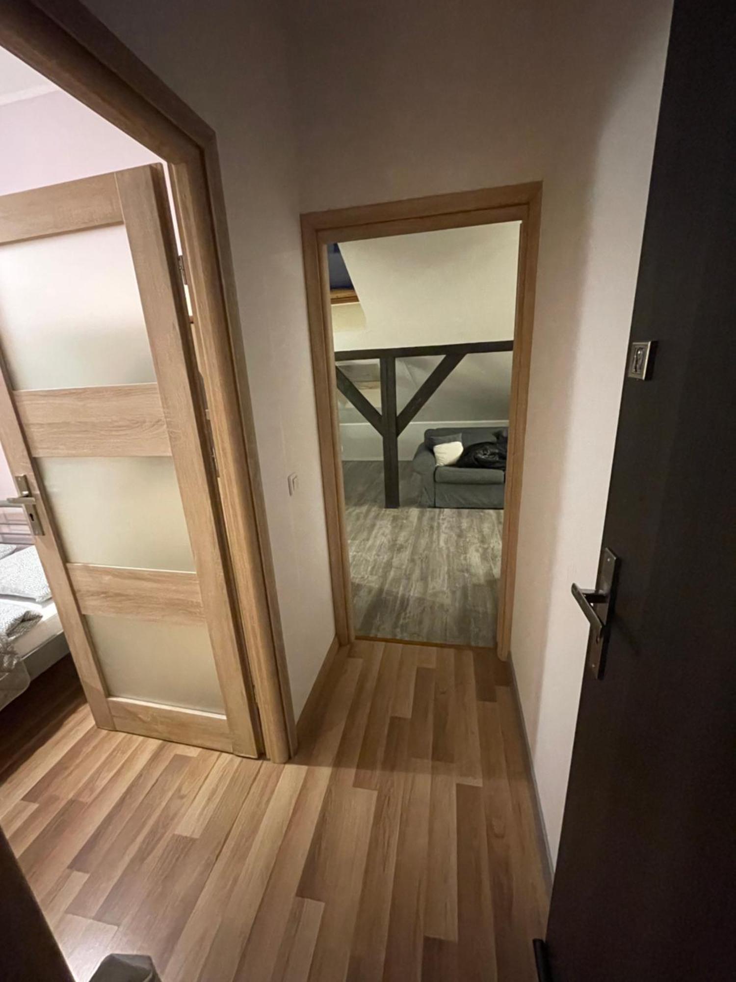 Apartament Airport *